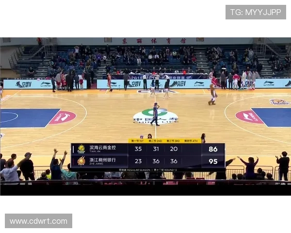 广州排球队的反击革新之路：重塑战术与团队精神的全新探索