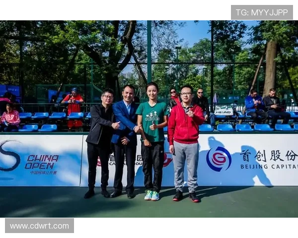 张秀英专访：从青涩少女到网球明星的奋斗与成长之路